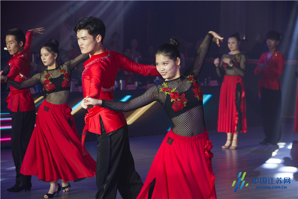 开云体育入口-俱乐部联赛在国际舞台上展现实力