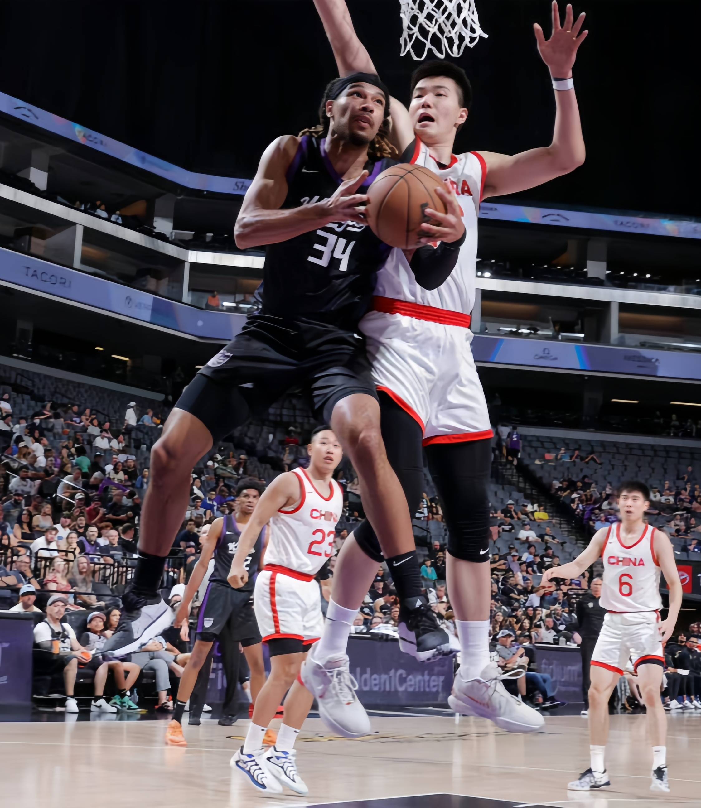 开云体育app下载-国内顶尖篮球联赛精彩场面纷呈，赛前人气高涨