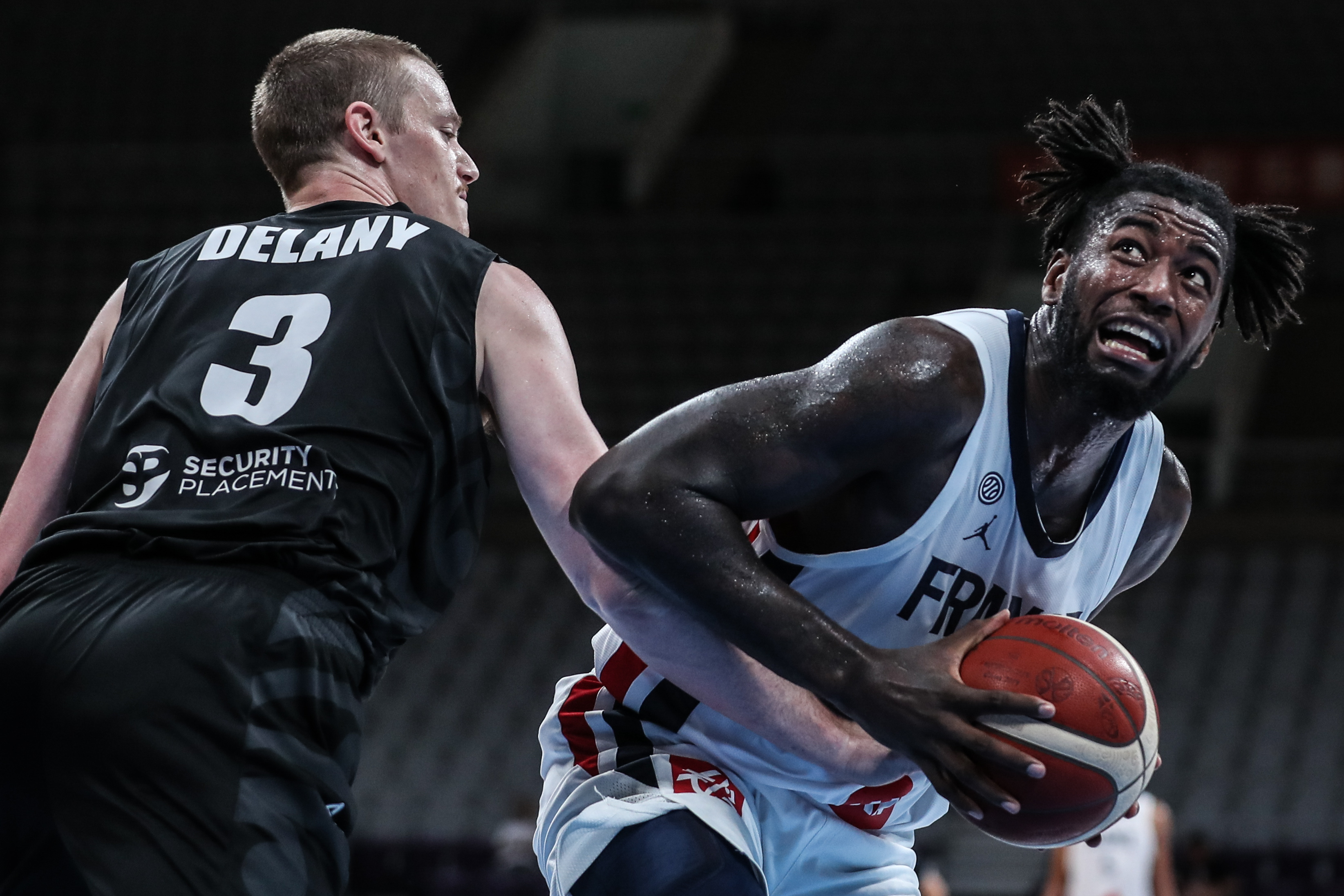 开云体育登录入口-关于新西兰篮球职业联盟恢复赛程，球迷抢购门票热情高涨的信息