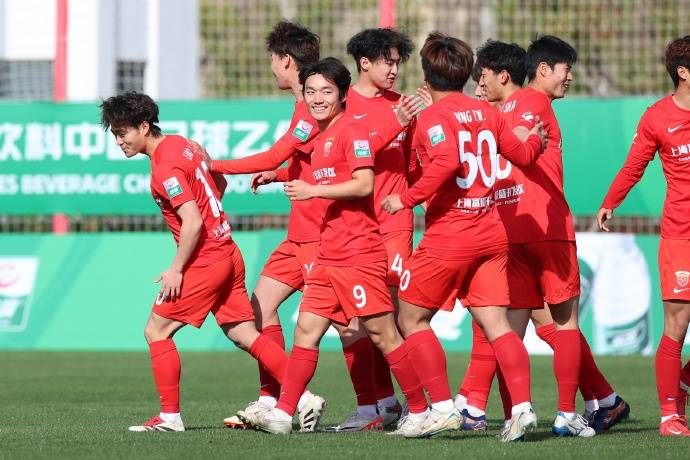 上海海港剿灭对手,取得争先之势 上海海港剿灭对手,取得争先之势