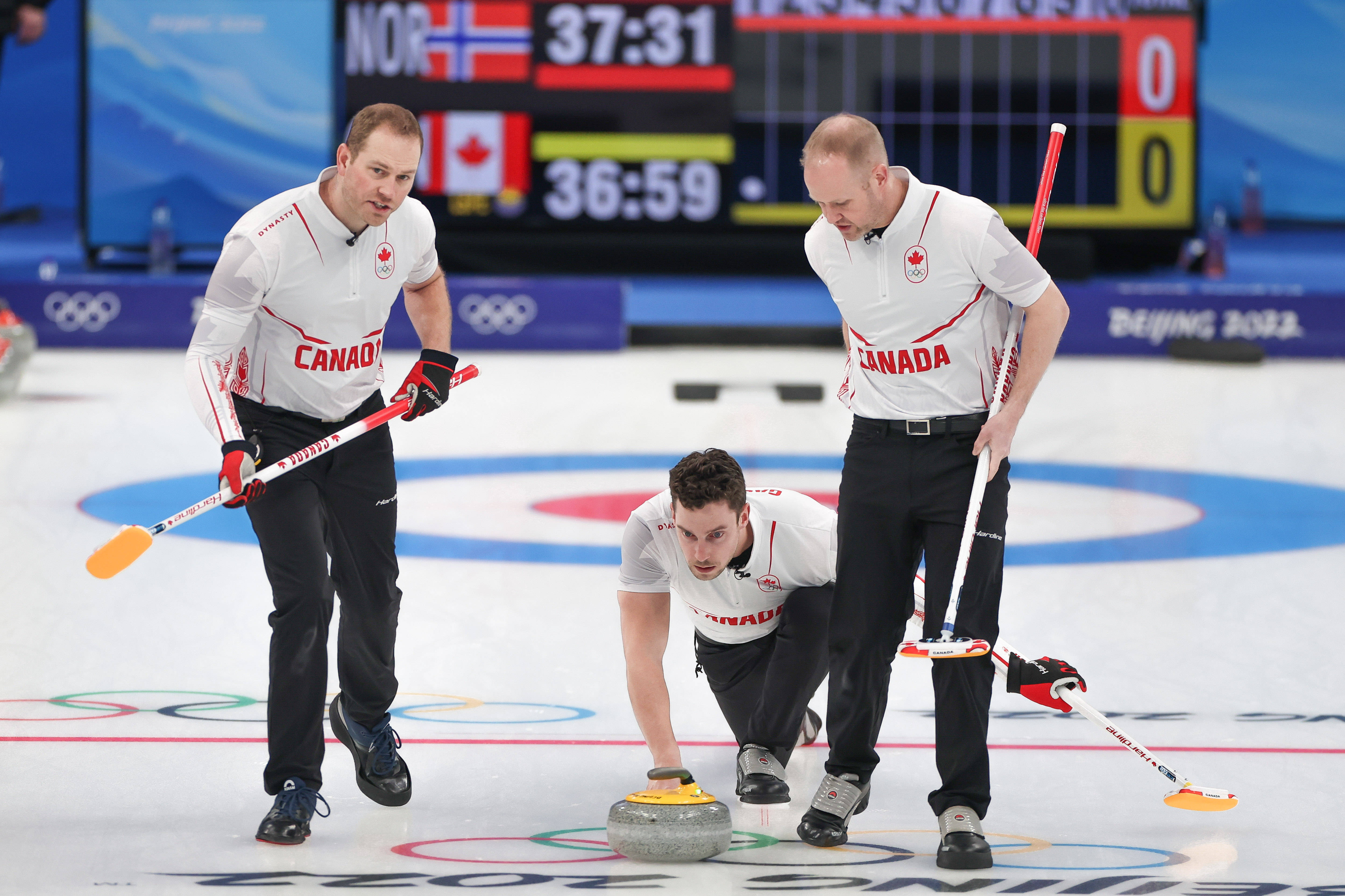 加拿大男子篮球队横扫对手轻松晋级 加拿大男子篮球队横扫对手轻松晋级