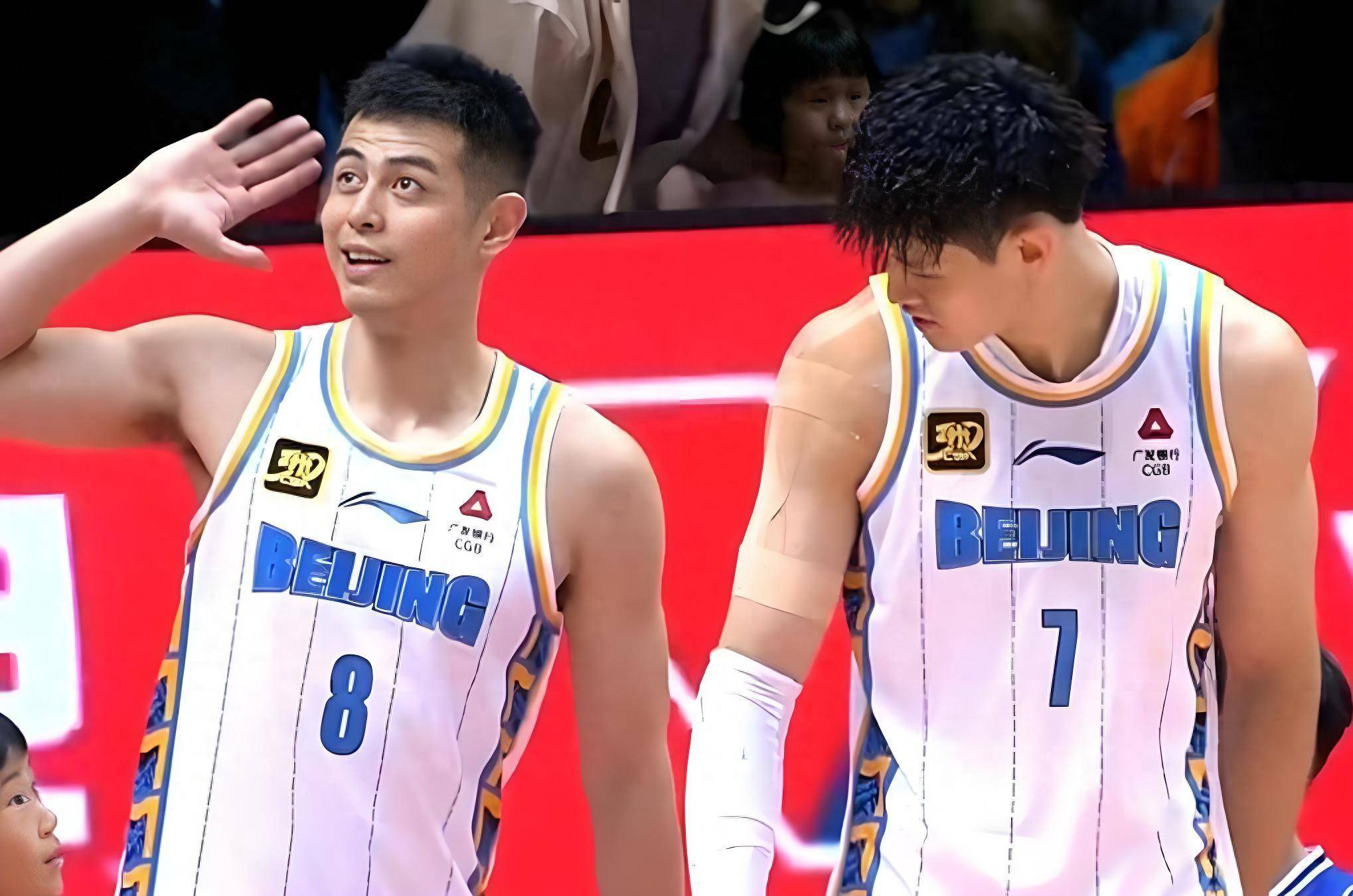 青岛队主场击败强劲对手，成功晋级八强的简单介绍