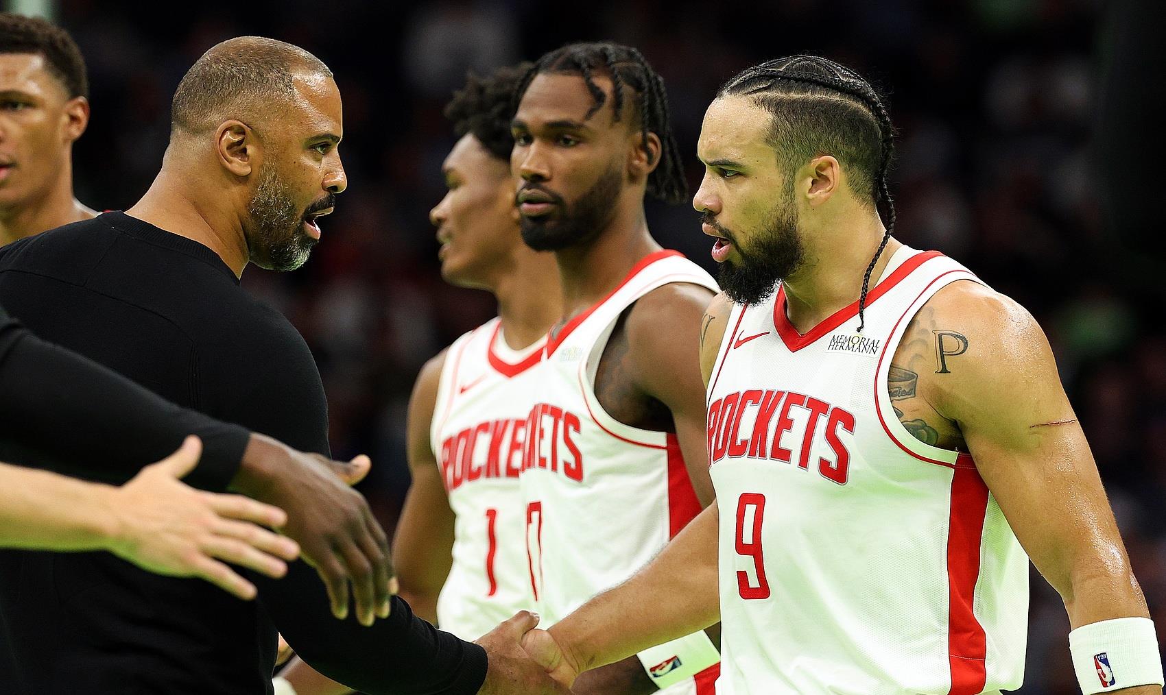 火箭队球员透露外线进攻战术调整