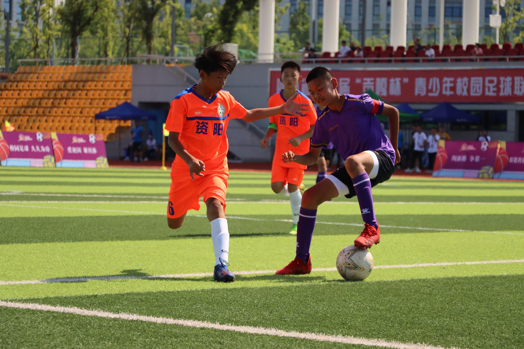 球队整体配合紧密，战绩节节攀升