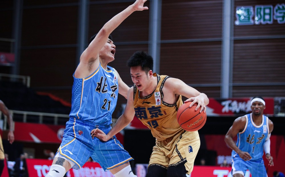 开云体育网页版-包含河北男篮客场力克新疆，令人刮目相看的词条