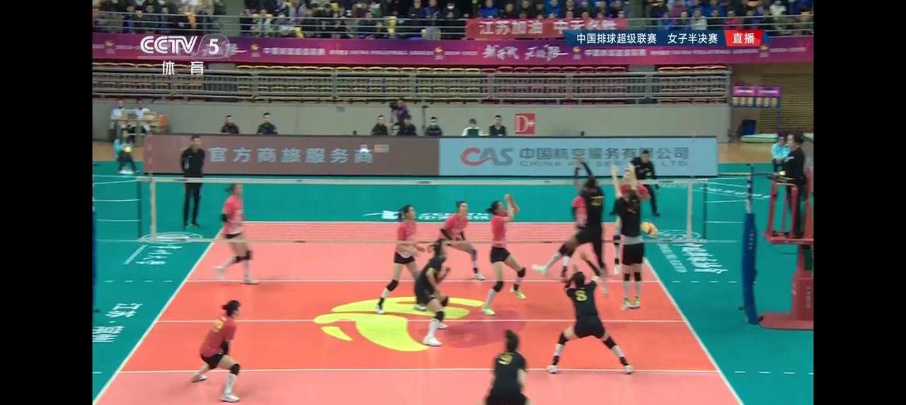 中国超级联赛球队实现完美开局，晋级前四