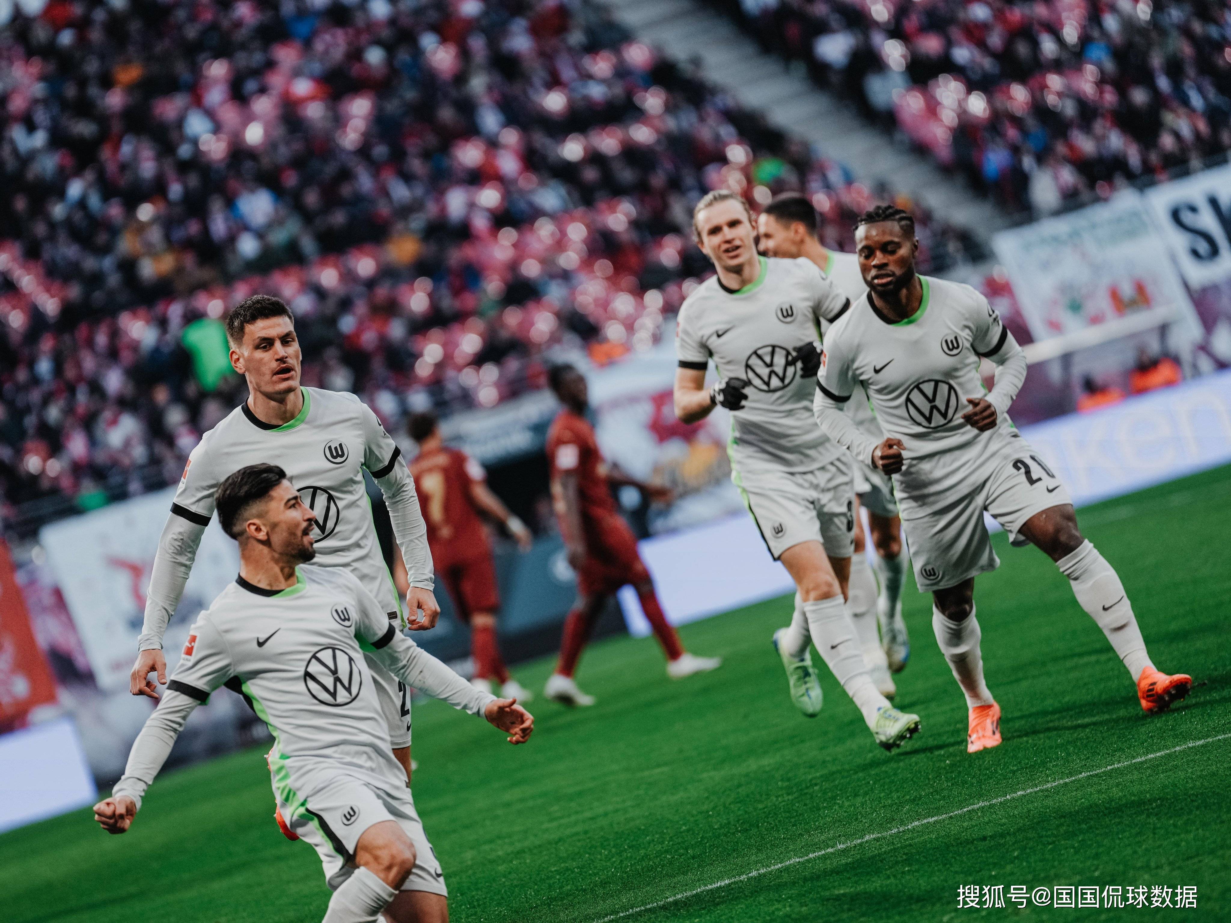 沃尔夫斯堡遭遇惊险失利，保级存疑的简单介绍