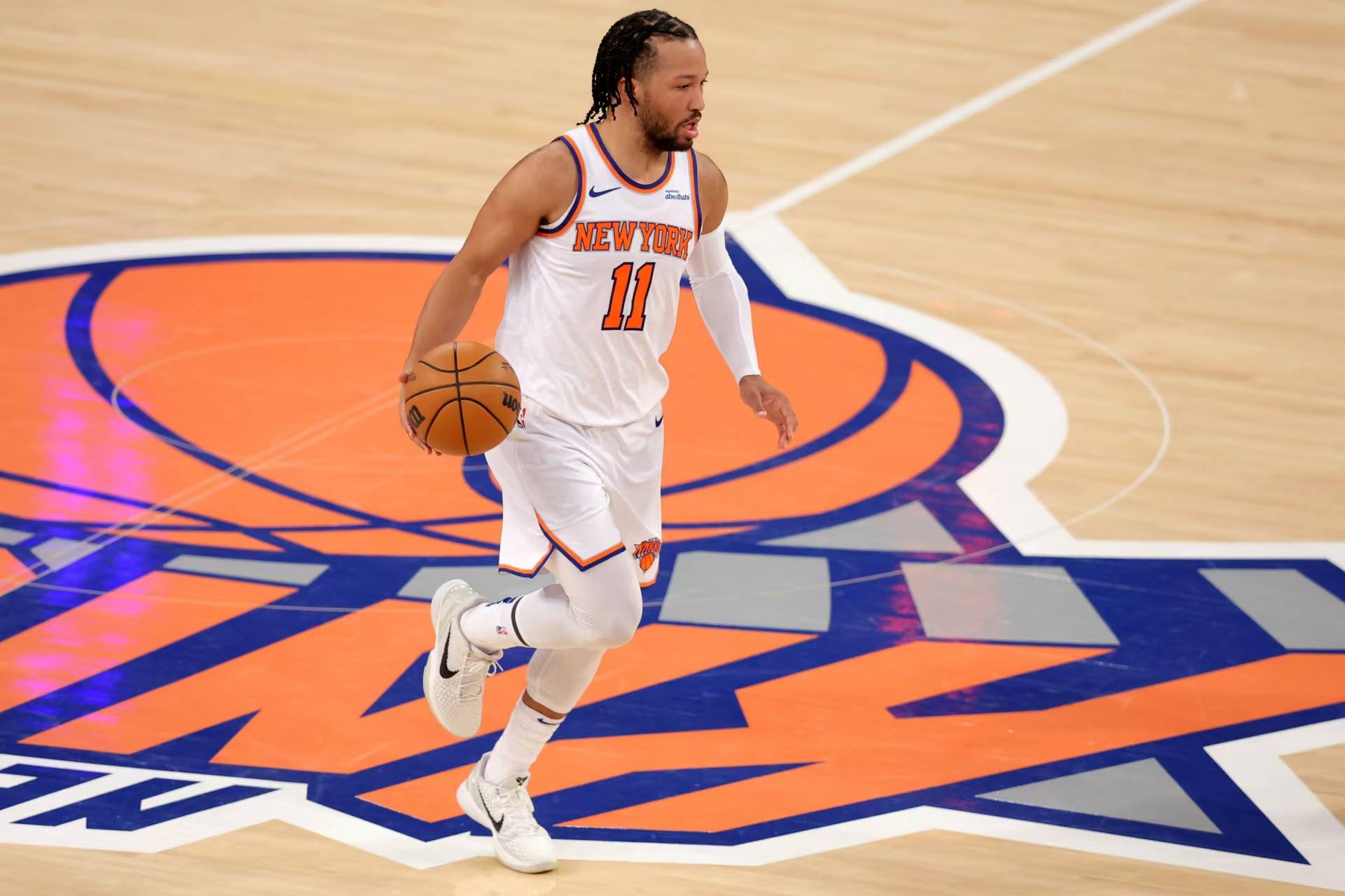 开云体育官网入口-76人大胜尼克斯，西蒙斯状态火爆！