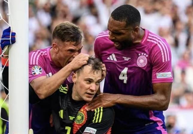 开云体育网页版入口-紧张对抗：法国队力争战胜意大利队的围剿的简单介绍