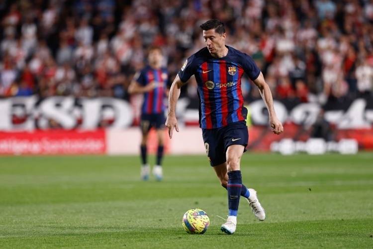 巴塞罗那客场逆转战胜对手,豪取胜利 巴塞罗那客场逆转战胜对手,豪取胜利