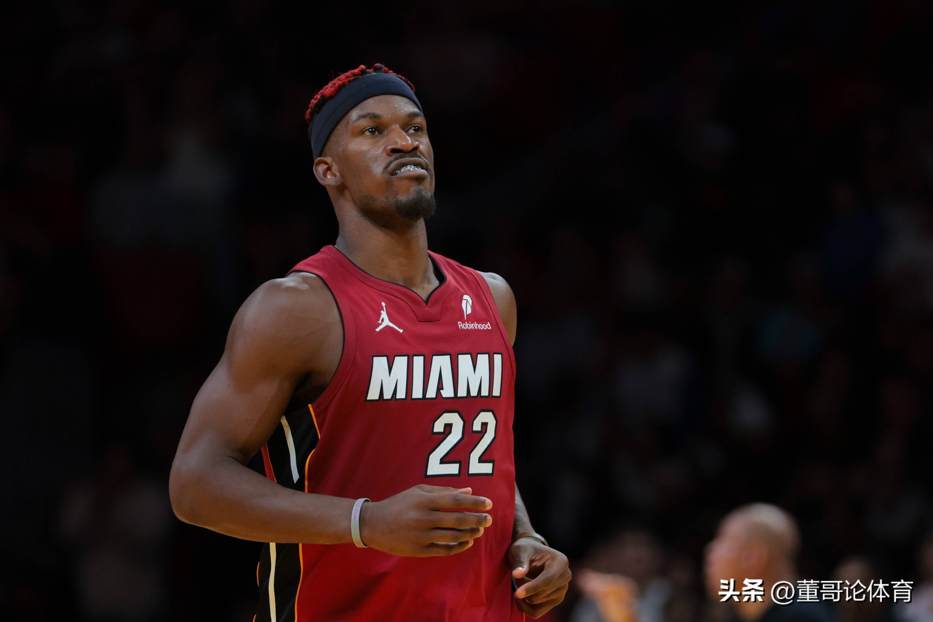 开云体育登录-热火惨遭活塞逆转，巴特勒发挥出色却铩羽而归的简单介绍