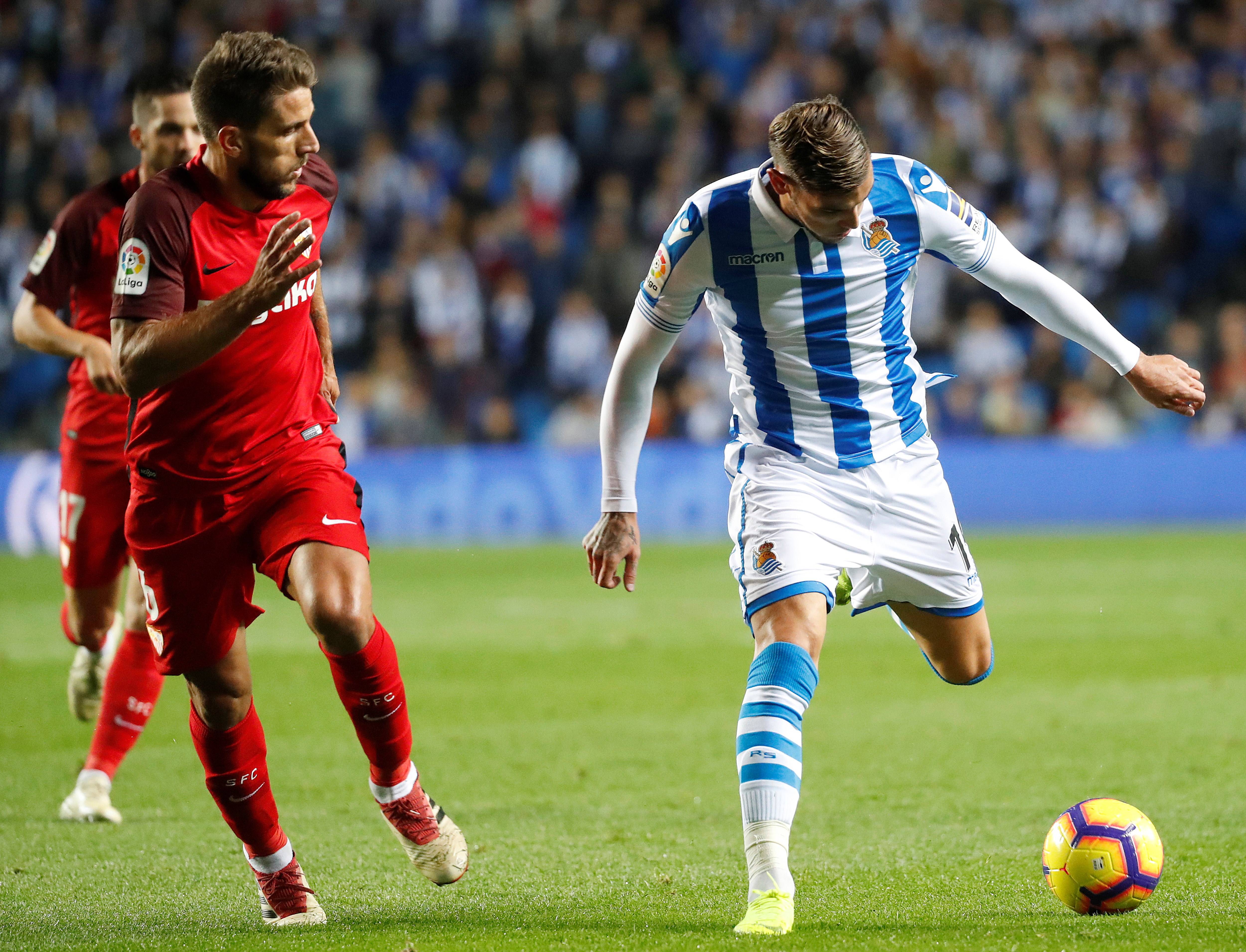 开云体育-皇家社会战胜对手，球队士气高昂