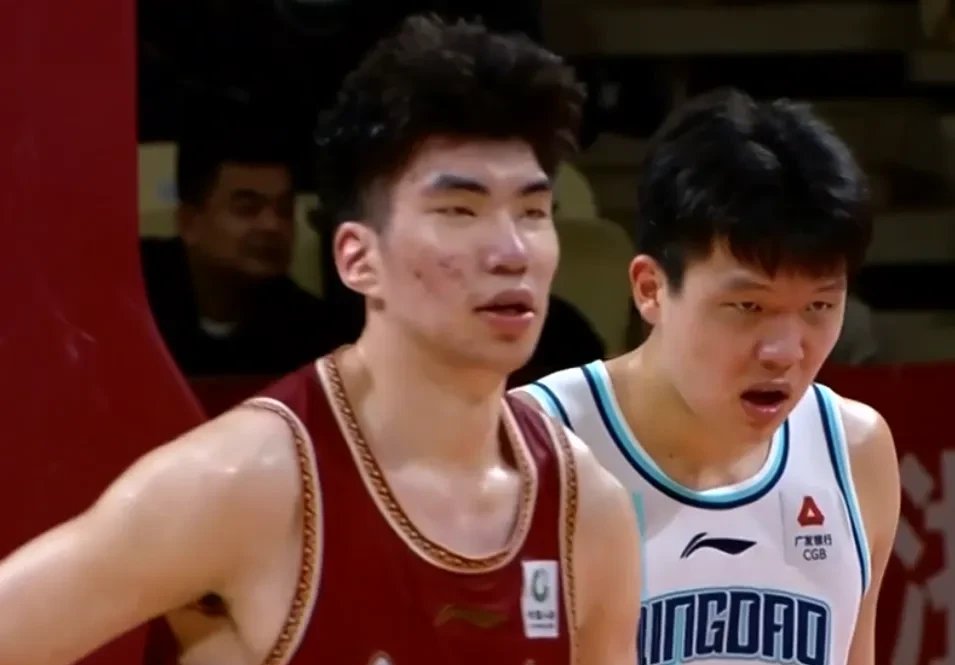 开云体育入口-夏朗盖主教练回答媒体提问，分析球队战术