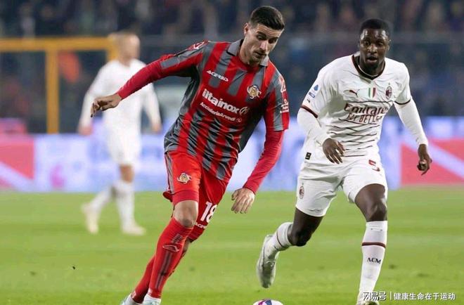 风云变幻,选手积极应战争夺优势 风云变幻,选手积极应战争夺优势