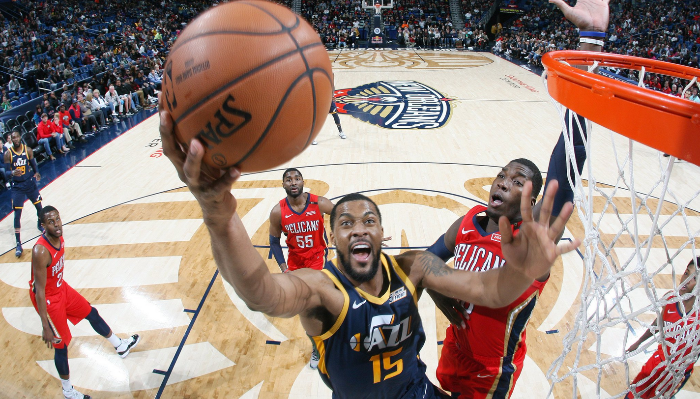 关于爵士队球员加盟慈善活动为社区作贡献的信息