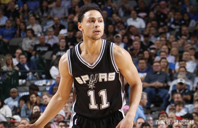 关于马刺痛失胜利,伤病困扰难以解决的信息 关于马刺痛失胜利,伤病困扰难以解决的信息