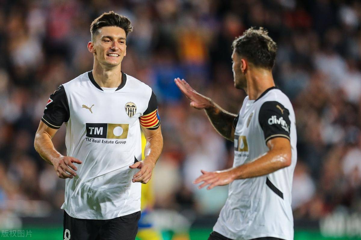 圣安特罗主场爆冷，豪取三分锁定胜局的简单介绍