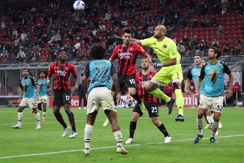 开云体育官网入口-佛罗伦萨客场逼平博洛尼亚，降级区不安的简单介绍