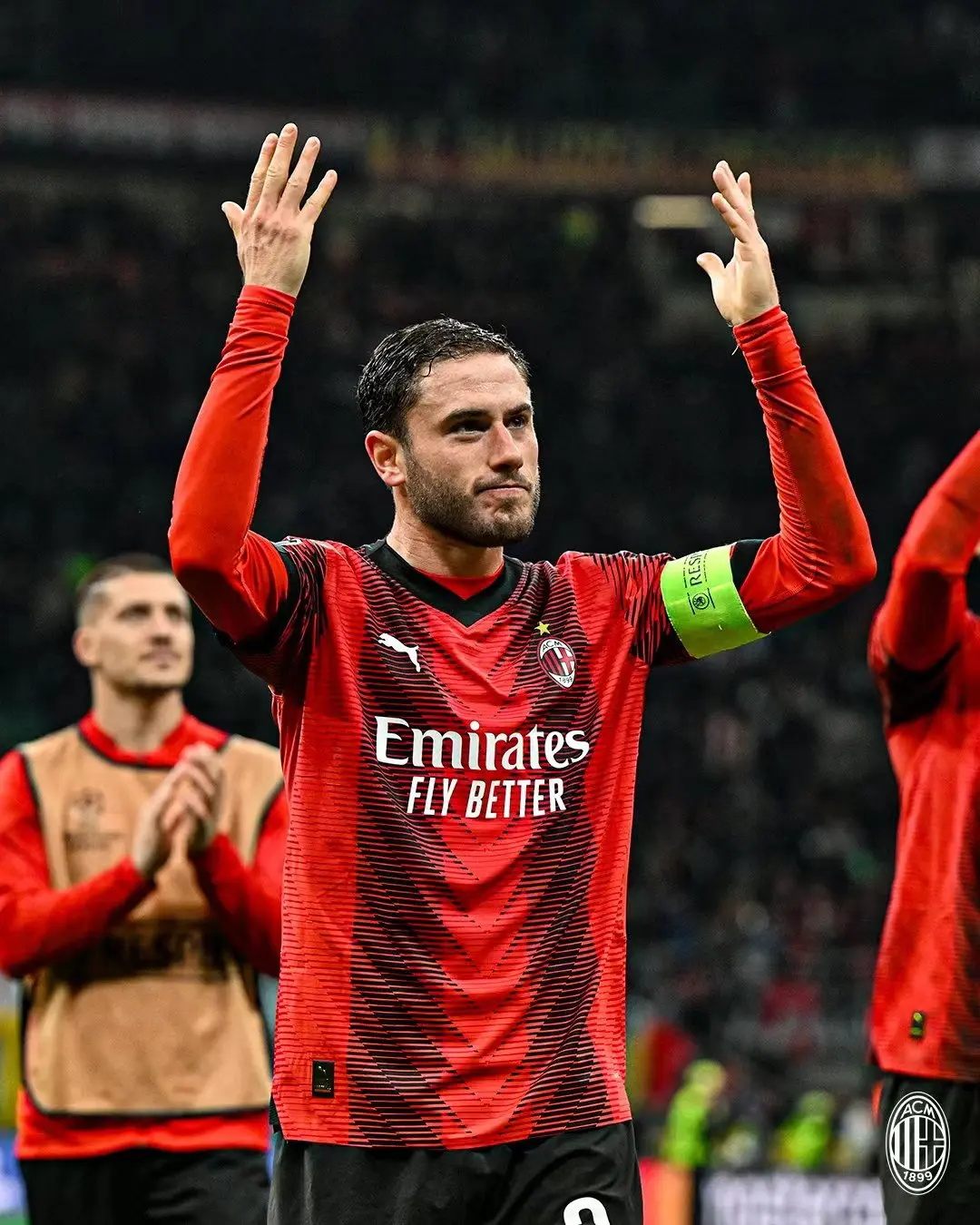 关于AC米兰中场核心状态火热,全队士气高昂的信息 关于AC米兰中场核心状态火热,全队士气高昂的信息